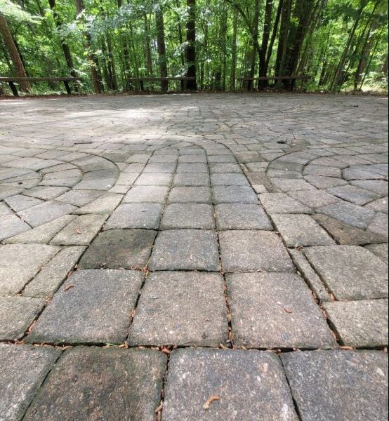 Labyrinth offers Centering Meditation